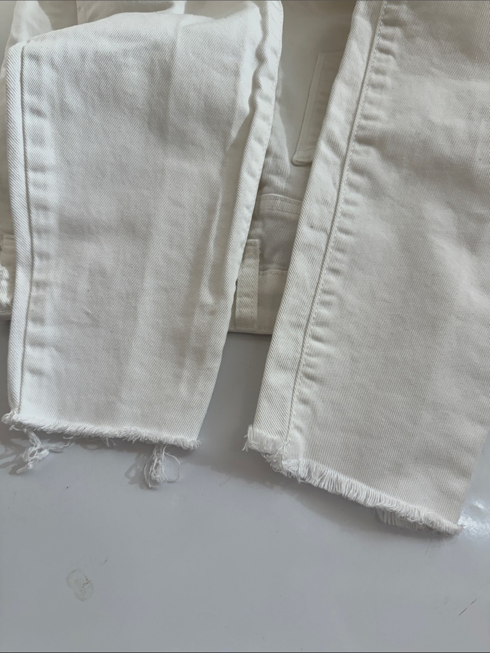 Rewash White High-Rise Button-Side Jeans - Picture 6 of 6